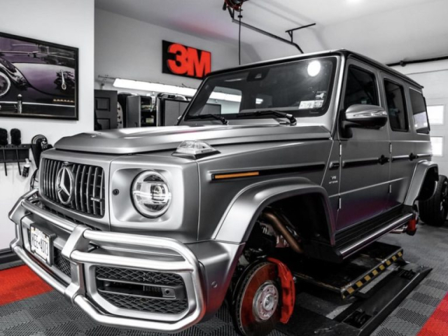 Mercedes G Wagon being detailed