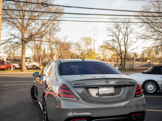 Mercedes S63 AMG